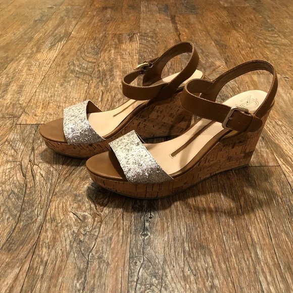 SOLD - New Directions - Picture 2 of 4